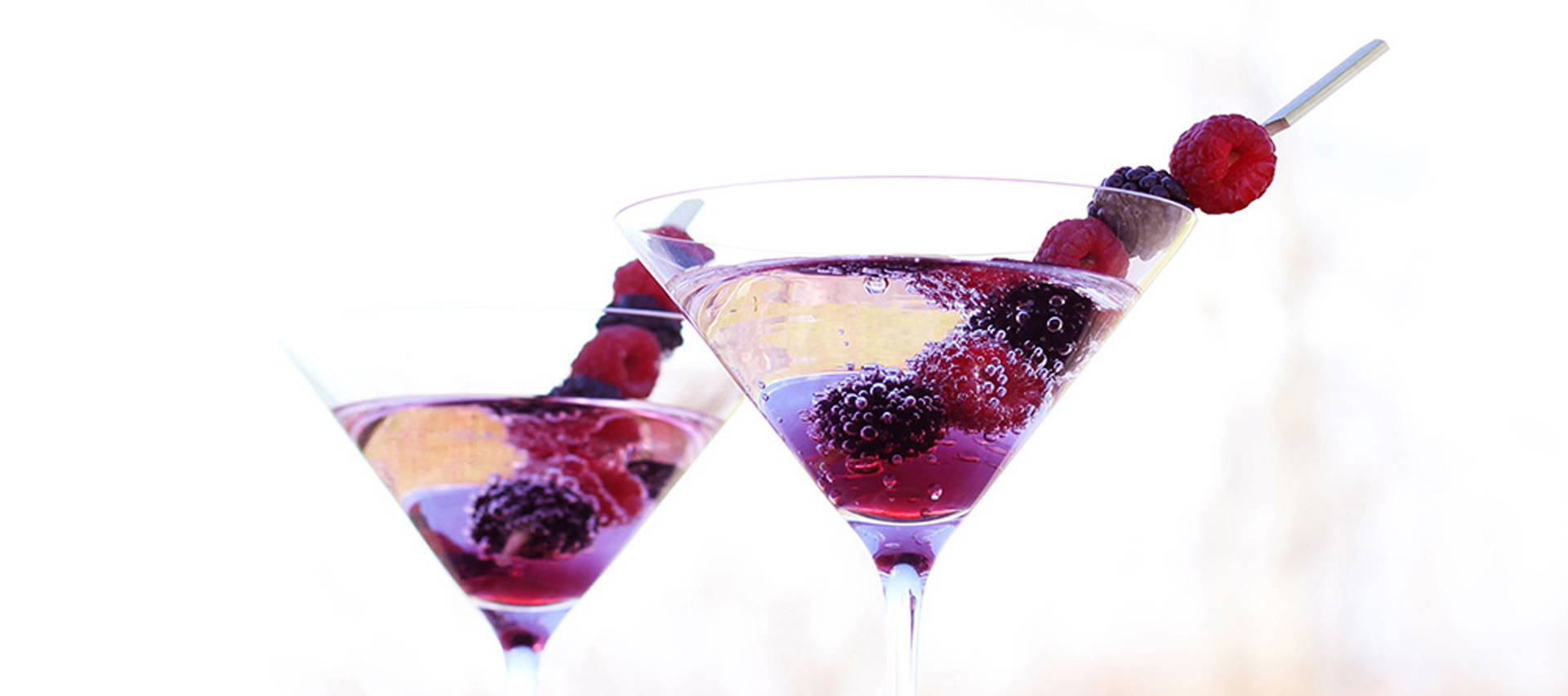 TEALEAVES Mountain Berry Martini Cocktail